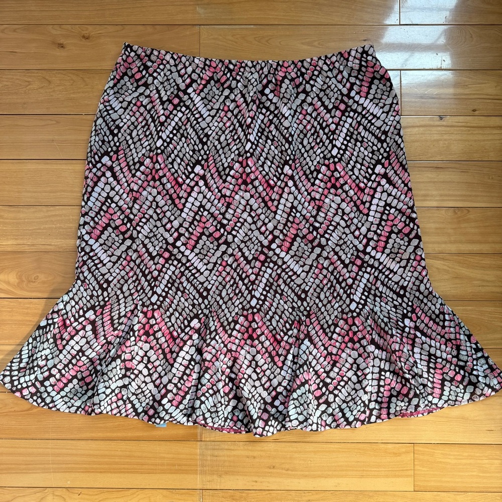 TanJay Pink and Black Geometric ruffle Midi Skirt